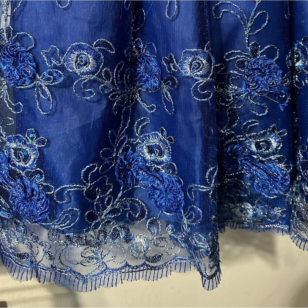 Blue Dress with silver color embroidered size 8/10 - Picture 5 of 7